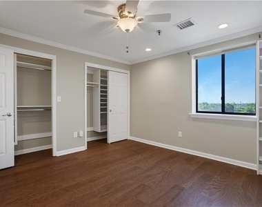 300 Johnson Ferry Road Ne - Photo Thumbnail 16