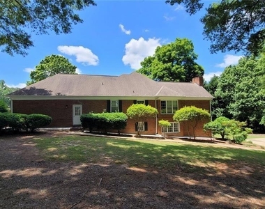 5005 Johns Creek Court - Photo Thumbnail 4