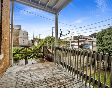 465 W 27th Street - Photo Thumbnail 12