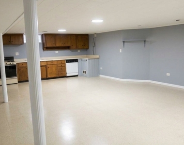 1306 S Cumberland Avenue - Photo Thumbnail 12