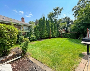 1306 S Cumberland Avenue - Photo Thumbnail 1