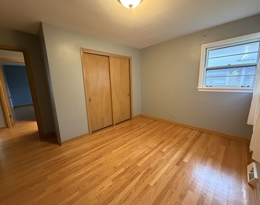 1306 S Cumberland Avenue - Photo Thumbnail 10