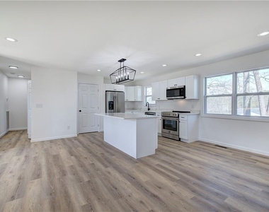 516 Baxter Road Se - Photo Thumbnail 7