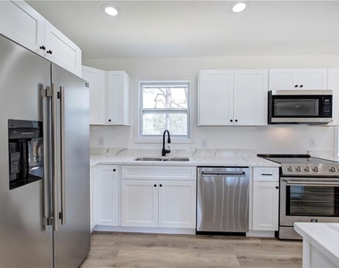 516 Baxter Road Se - Photo Thumbnail 15