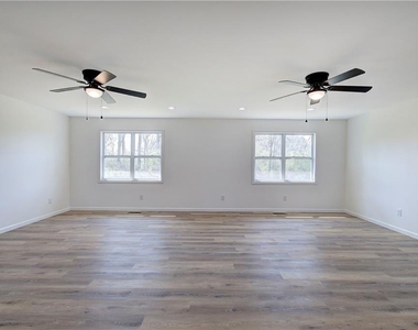 516 Baxter Road Se - Photo Thumbnail 20