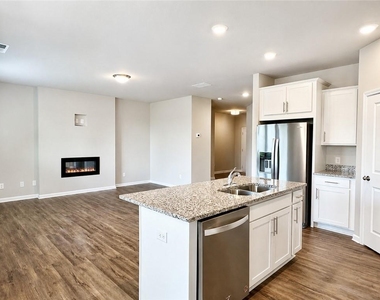 123 Mill Pond Lane - Photo Thumbnail 5
