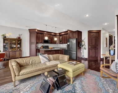 3106 W Lyndale Street - Photo Thumbnail 11
