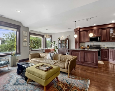 3106 W Lyndale Street - Photo Thumbnail 9