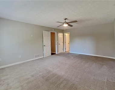 2968 Rolling Green Ridge - Photo Thumbnail 6
