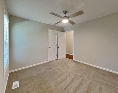 2968 Rolling Green Ridge - Photo Thumbnail 13