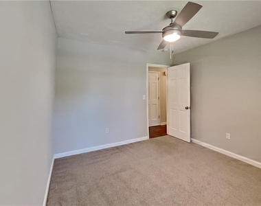 2968 Rolling Green Ridge - Photo Thumbnail 9