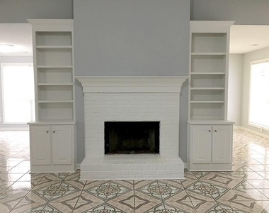 2515 Freemans Walk Drive - Photo Thumbnail 5