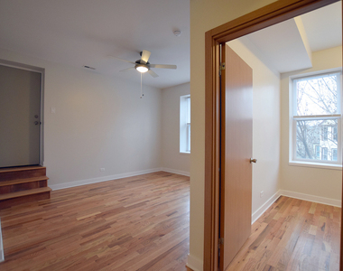 3804 W Montrose Avenue - Photo Thumbnail 10