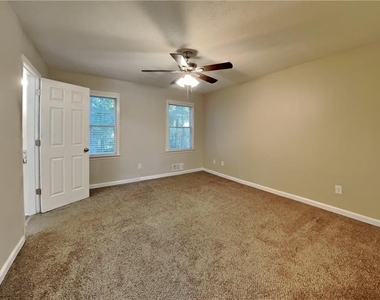 145 Loxley Court - Photo Thumbnail 11