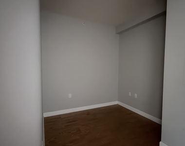 1235 S Prairie Avenue - Photo Thumbnail 23