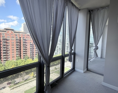 1235 S Prairie Avenue - Photo Thumbnail 18