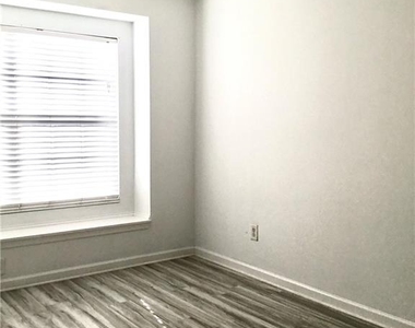 3366 Fernview Drive - Photo Thumbnail 20