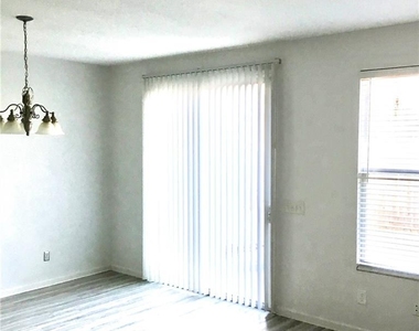 3366 Fernview Drive - Photo Thumbnail 9