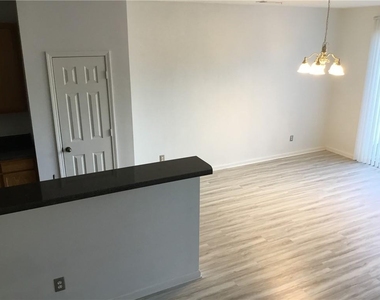 3366 Fernview Drive - Photo Thumbnail 8