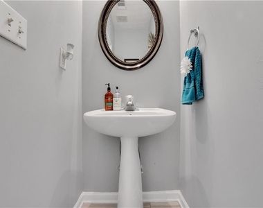 1240 Everwood Drive - Photo Thumbnail 13