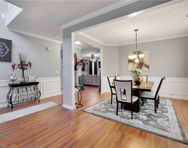 1240 Everwood Drive - Photo Thumbnail 3