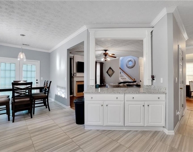 1240 Everwood Drive - Photo Thumbnail 9