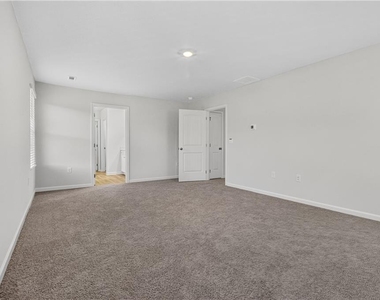 129 King Village - Photo Thumbnail 11