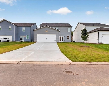129 King Village - Photo Thumbnail 19