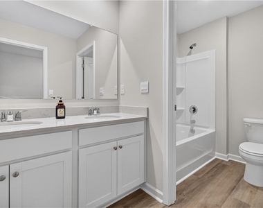 129 King Village - Photo Thumbnail 13