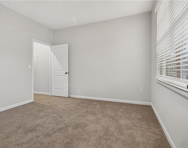 129 King Village - Photo Thumbnail 16