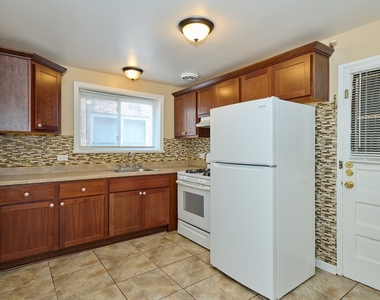 2609 W Fitch Avenue - Photo Thumbnail 4