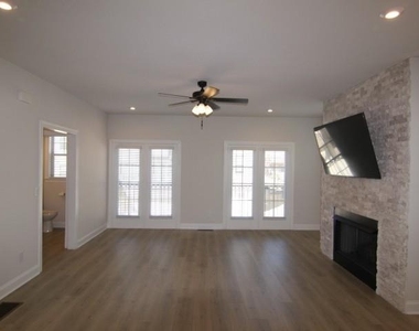 1329 Rosen Road - Photo Thumbnail 2