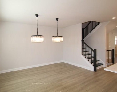1329 Rosen Road - Photo Thumbnail 5