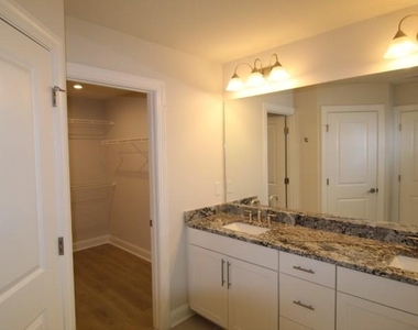 1329 Rosen Road - Photo Thumbnail 18