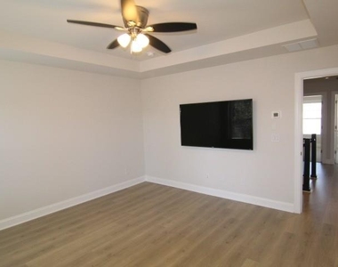 1329 Rosen Road - Photo Thumbnail 14