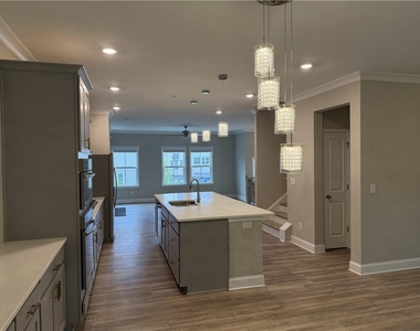 132 Boxcar Way - Photo Thumbnail 2