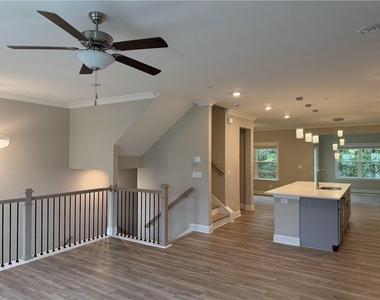 132 Boxcar Way - Photo Thumbnail 8