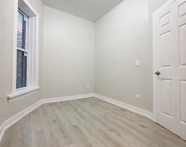 6039 S Eberhart Avenue - Photo Thumbnail 17