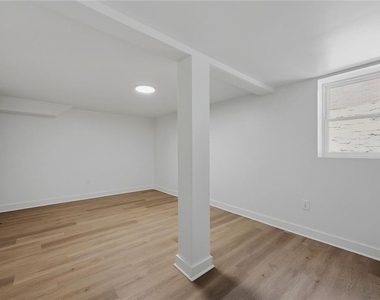 1242 Centra Villa Drive Sw - Photo Thumbnail 14