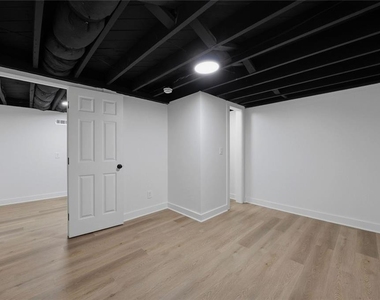 1242 Centra Villa Drive Sw - Photo Thumbnail 11