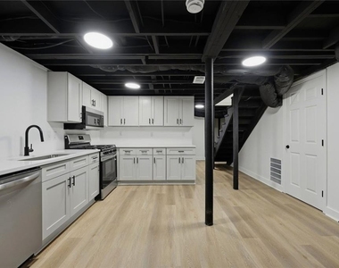 1242 Centra Villa Drive Sw - Photo Thumbnail 2