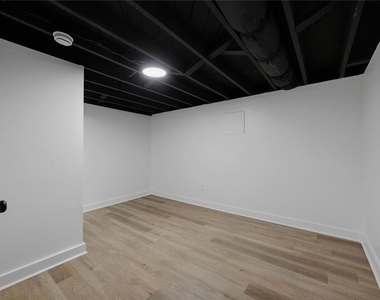 1242 Centra Villa Drive Sw - Photo Thumbnail 10