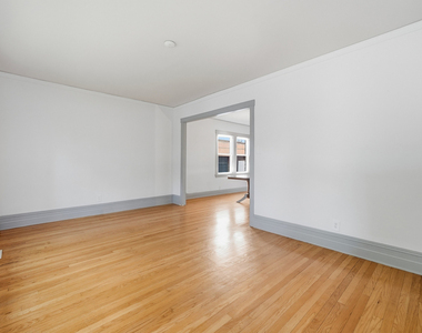 5455 N Lieb Avenue - Photo Thumbnail 2
