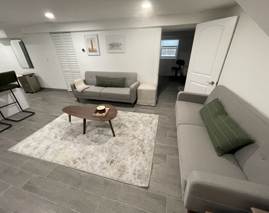 3116 N Damen Avenue - Photo Thumbnail 2