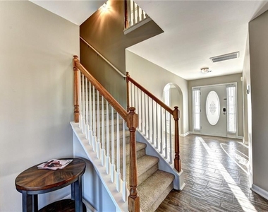 782 Kaitlyn Drive - Photo Thumbnail 23