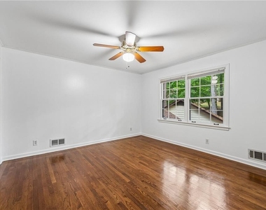 3324 Henderson Creek Road - Photo Thumbnail 14