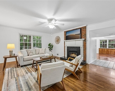 3324 Henderson Creek Road - Photo Thumbnail 3
