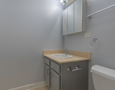 2254 W Adams Street - Photo Thumbnail 15