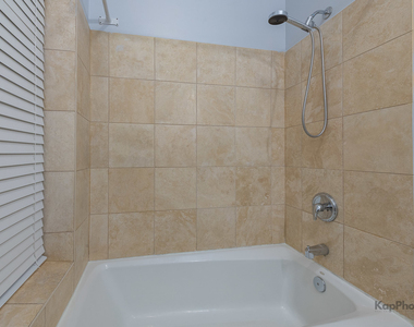2254 W Adams Street - Photo Thumbnail 16