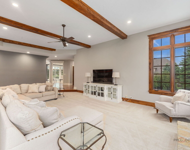 37w209 Deer Pond Court - Photo Thumbnail 24